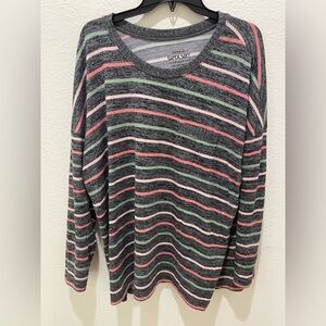 Torrid Super Soft Plush women’s striped gray top size 2